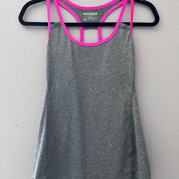 WORKOUT TOPS - Picture 7 of 7